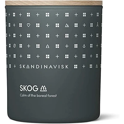 Afbeelding van Skandinavisk SKOG &#039;Wald&#039; mini geurkaars. Geurnoten: dennennaalden en dennenappels, berkensap lelietje van dalen. 65 g.