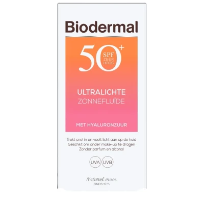 Afbeelding van Biodermal Ultralichte Zonnefluïde Zonnebrand met SPF50+ gezicht