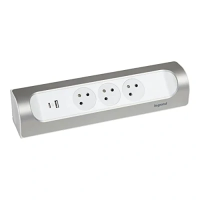 Afbeelding van Legrand 90 monteerbare contactdoos 3x2p pa usb a c lader zonder snoer alu 049409