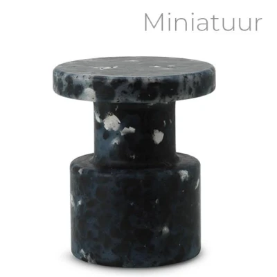 Afbeelding van Normann Copenhagen Bit Stool Miniatuur Zwart