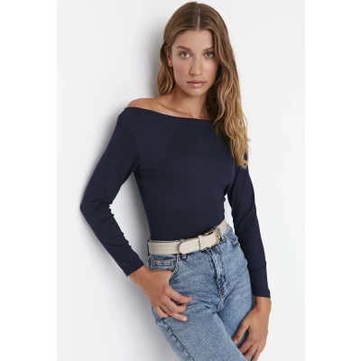 Afbeelding van Trendyol Paarse Getailleerde Blouse Met Lange Mouwen, Viscose, Elastische Gebreide Viscose Twoaw21Bz0106