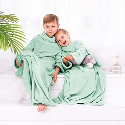 Afbeelding van DecoKing Kiddo Kinderdeken met mouwen, 90 x 105 cm, pepermunt, microvezel, tv deken, knuffeldeken, zachte fleecedeken