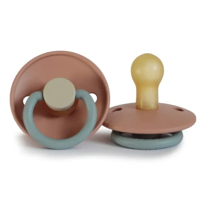 Afbeelding van Frigg Color Latex Fopspeen 6 18 Maanden T2 Queen