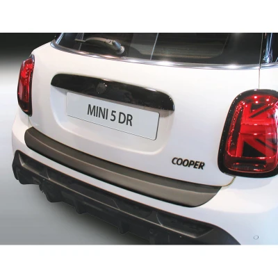Afbeelding van RGM ABS Achterbumper beschermlijst passend voor Mini One/Cooper/Cooper S (F55) 5 deurs Facelift 2021 Zwart