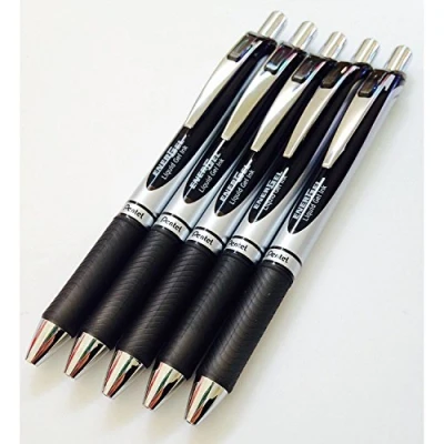 Afbeelding van 5 stuks Pentel BL77 Energel intrekbare balpennen zwarte inkt. 0,7 mm metalen punt. Rubberen handgreep.5 A.
