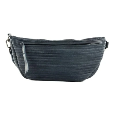 Afbeelding van FREDsBRUDER Leren Gordeltas Riffel Beltbag Dusty Blue Blauwgrijs