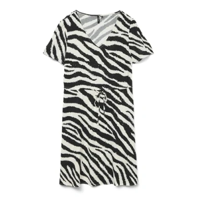 Afbeelding van VERO MODA midi jurk zwart