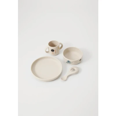 Afbeelding van LIEWOOD Vivi siliconen servies 4 pack safari sand y mix