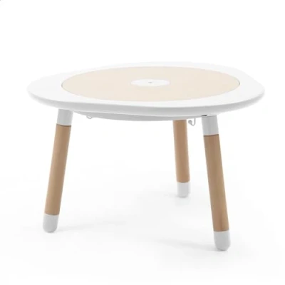 Afbeelding van Stokke MuTable, Wit Multifunctionele kinderspeeltafel In hoogte verstelbare poten Inclusief vier dubbelzijdige activiteitenborden, één puzzel en natuurlijke houten oppervlakte