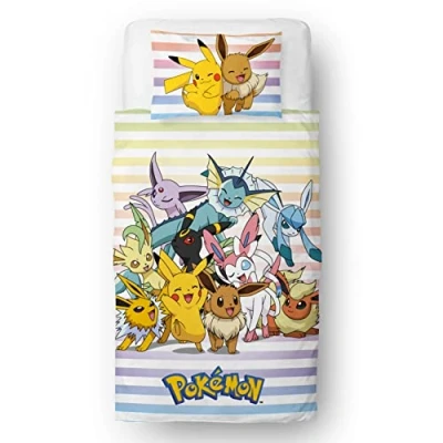 Afbeelding van Pokemon officieel gelicentieerde eenpersoons kinderdekbedovertrekset Pikachu Group Design omkeerbaar tweezijdig beddengoed met bijpassende kussensloop Character World Merken Eenpersoonsbed Set Polykatoen