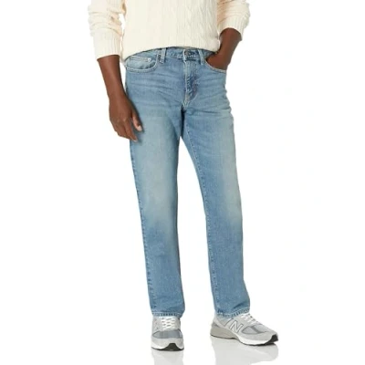 Afbeelding van Amazon Essentials Straight Fit Stretch Jeans,Lichtwasbaar,32W / 32L