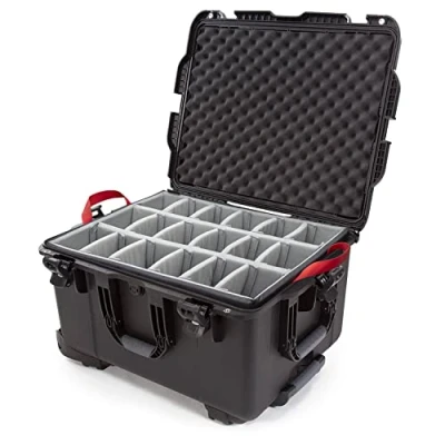 Afbeelding van Nanuk 960 Waterdichte Harde Bescherm Koffer Met Wielen and Gewatteerde Divider Zwart