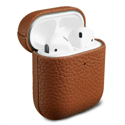Afbeelding van Accezz Echt lederen case Hoesje geschikt voor AirPods 2 / 1 Cognac