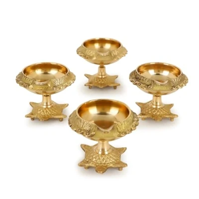 Afbeelding van Zap impex Traditionele messing olielamp diepe Diya Indiase Diwali Pooja lamp kuber Tortoise (4)