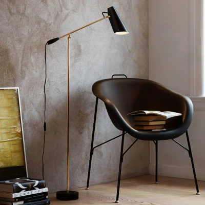 Afbeelding van Northern Retro vloerlamp Birdy in zwart/messing