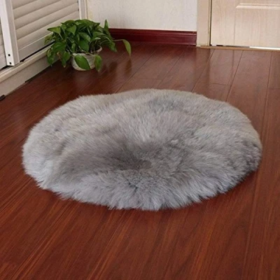 Afbeelding van QINGLOU Schapenvacht, synthetisch, voelt als echte wol aan, tapijt van imitatiebont, pluizig, zacht, langharig, decoratief, stoelkussen, sofakussen, mat (grijs (Ronde), 60 x cm)