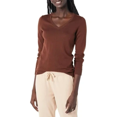 Afbeelding van Amazon Essentials Dames Classic Fit Lichtgewicht Lange Mouw V hals Jumper (Verkrijgbaar in Grote Maat), Bruin, S