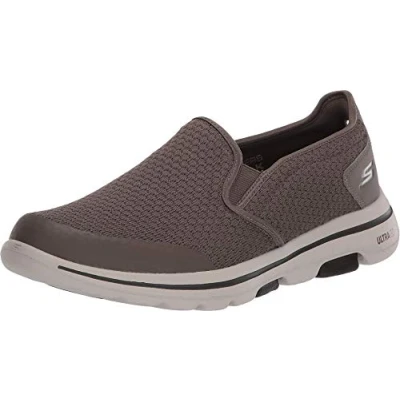 Afbeelding van Skechers Heren Gowalk 5 Apprize Double Gore Slip on Performance Wandelschoen Sneaker, Kaki, 39.5 EU