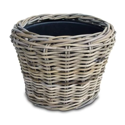 Afbeelding van Spetebo Rotan plantenpot met kunststof inzetstuk, 33 x 24 cm, decoratieve bloemenmand, shabby grijs, Drypot rieten gevlochten mand voor planten