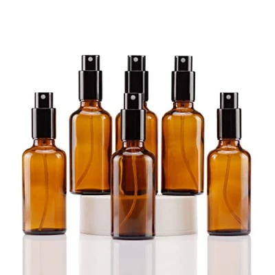 Afbeelding van Yizhao Amber Glass Spray Bottle 50ml, met Kleine Fijne Nevelspray, Metalen Dop, Navulbaar voor Essentiële Olie, Reizen, Schoonmaken, Parfum, Aromatherapie, Make up 6 Stuks