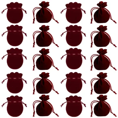 Afbeelding van 20 Pcs Fluwelen Doek Trekkoord Zakken Zakjes Sieraden Geschenkzakken Tasje Met Sieradentassen Voor Geschenk Partij Bruiloft Gunsten, Draagbaar, 9 * 7cm (Rode wijn)
