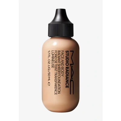 Afbeelding van M·A·C Studio Radiance Face and Body Radiant Sheer Foundation N1 50 ml