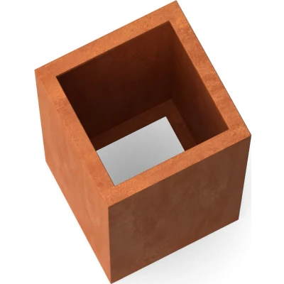 Afbeelding van Plantenbak Artesa Cortenstaal 500x500x1000mm (LxBxH) Materiaaldikte 2mm. Voorzien van verstevigingskokers aan de binnenkant. Zoder bodem. Omplooi bovenrand 50mm.