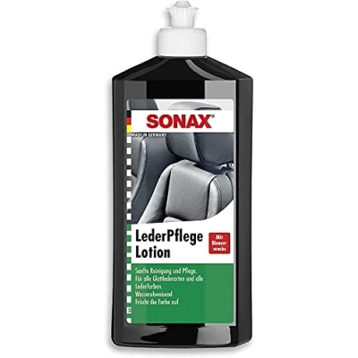 Afbeelding van SONAX Leerverzorgingslotion (500 ml) reinigt glad leer van elke kleur, maakt het soepel en frist de kleuren op, met bijenwas, UV bescherming. Artikelnummer: 02912000 820