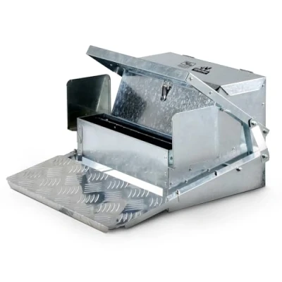Afbeelding van SuperHandy Kippenvoederautomaat 9 kg capaciteit trogvoer 6 12 gevogelte/gevogelte tot 10 dagen houdt droog met morsbestendig gegalvaniseerd staal vogelpreventie voor kippen, fazanten of hanen