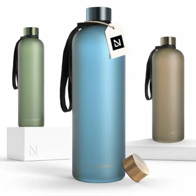 Afbeelding van LARS NYSØM Drinkfles &#039;Blæst&#039; Ultralichte tritan waterfles 1500ml BPA vrij, lekvrij Inclusief 2 deksels Niagara Gold