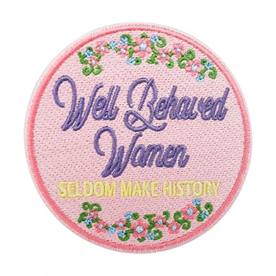 Afbeelding van Finally Home Well Behaved Women patch om op te strijken, Feminisme Patches, Strijkplaatje, bloemen opstrijkbaar, Girl Power