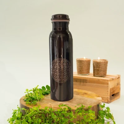 Afbeelding van Puur koperen waterfles flower of life antique ± 950 ml (320 gr. zware uitvoering)