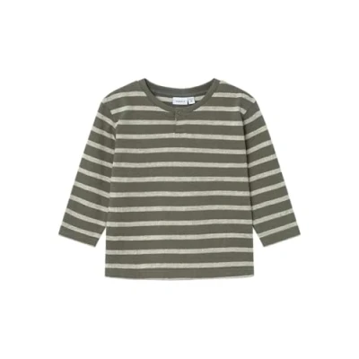 Afbeelding van NAME IT MINI gestreepte longsleeve NMMNIKS groen/wit