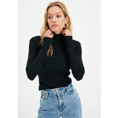 Afbeelding van Trendyol Donker Antraciet Getailleerde Hoge Kraag Lange Mouw Geribbelde Stretch Gebreide Blouse Twoaw21Bz0423