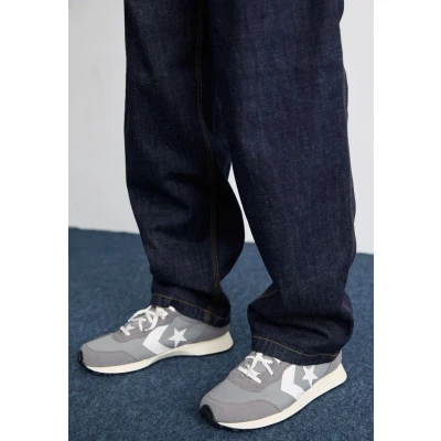 Afbeelding van Converse Omega Unisex Sneakers laag, Maat: 42.5, Sharkskin/classic grey/vintage white Leer en textiel