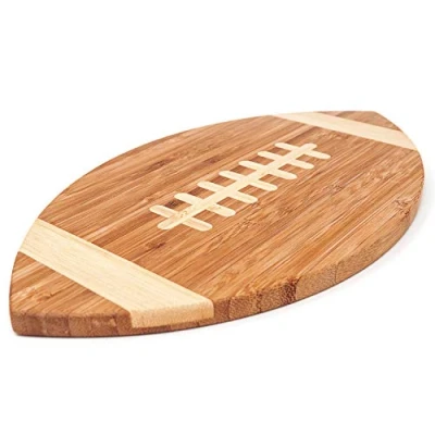 Afbeelding van 40YARDS American Football bordje van bamboehout voor ontbijt, avondbrood of als snijplank (30 x 17 cm), cadeau voetbalfans feestdecoratie