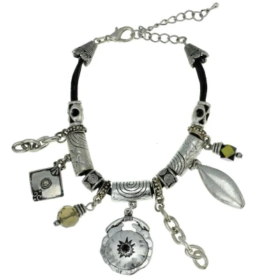 Afbeelding van Behave Armbandje van leer met hangertjes
