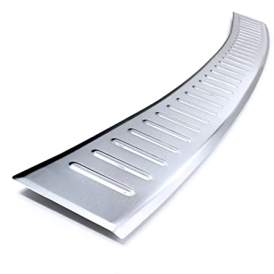 Afbeelding van tuning art BL938 Achterbumperprotector met afschuining voor Volvo V60 Cross Country, Kleur:Zilver