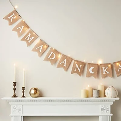 Afbeelding van Lights4fun Ramadan Kareem Wimpel met 25 leds, werkt op batterijen, voor binnenshuis, decoratie