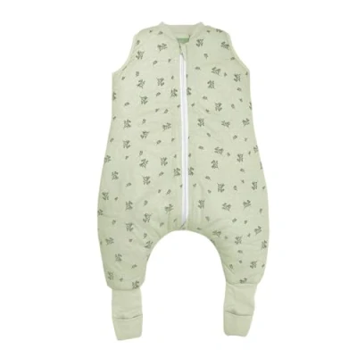 Afbeelding van molis &amp; co molis&amp;co. Babyslaapzak met voeten en sok. 2.5 TOG. Maat: 60 cm (6 maanden). Ideaal voor de overgangsperiode winter. Botany Green. 100% katoen (OEKO TEX 100).