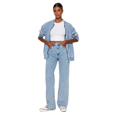 Afbeelding van Trendyol Zwarte Jeans Met Hoge Taille En Wijde Pijpen Twoaw24Je00073