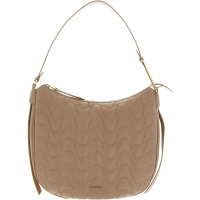 Afbeelding van COCCINELLE Leren Schoudertas Priscilla Matel Handbag Matelasse Napa Leather Toasted Beige