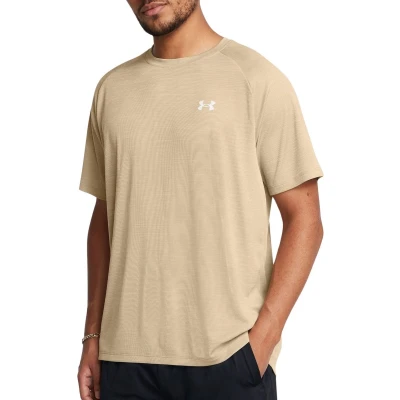 Afbeelding van Under armour tech textured ss in de kleur ecru.
