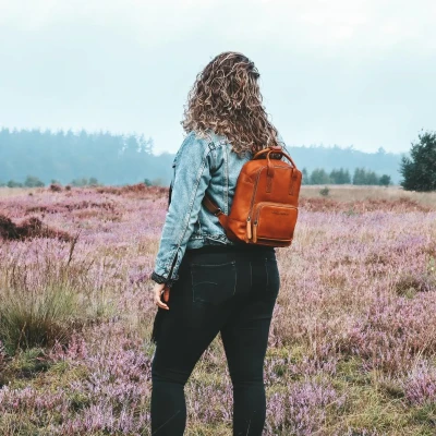 Afbeelding van The Chesterfield Brand Bellary Rugzak cognac Damestas Leren tas