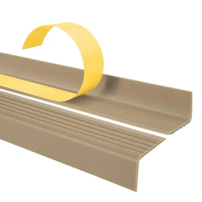 Afbeelding van Quest Zelfklevend profiel voor trapranden 40x25mm ND Antislip beschermprofiel van PVC Beige, 80cm