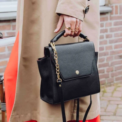 Afbeelding van Leren dames handtas zwart MŌSZ Phoebe
