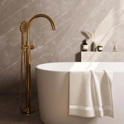 Afbeelding van Brauer Gold carving Staande Badkraan handdouche rond 3 standen 2 knoppen PVD geborsteld goud