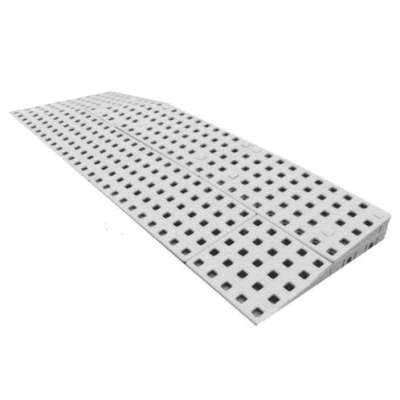 Afbeelding van Quickramp Drempelhulp Binnen 12mm Hoog Polyethyleen Oprijhelling