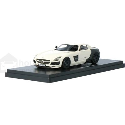 Afbeelding van Brabus 700 Biturbo, wit