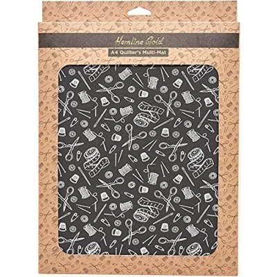 Afbeelding van Hemline Gouden Quilters Multi Mat: A4 (30 x 24cm): Gold Notions Print